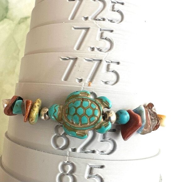 Turquoise Turtle & Mixed Gemstone Beaded Bracelet - Picture 10 of 11